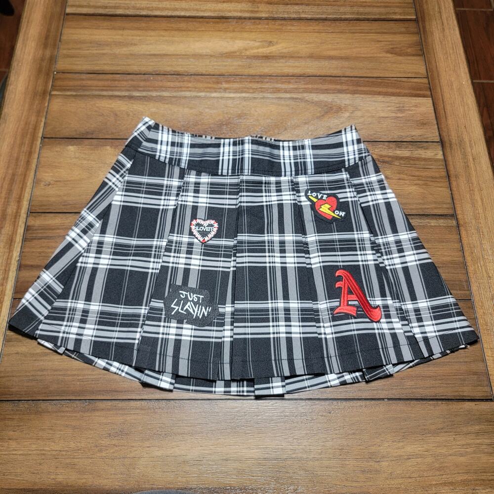 No Boundaries Junior Black Plaid Pleated Mini Skirt w/ Punk Patches - Med (7-9)